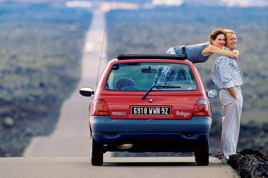  Renault Twingo 1992 года  (фото 2 из 27)